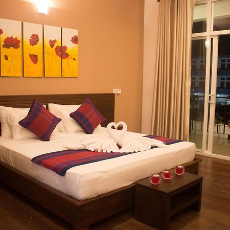 The Suite 262 Negombo Eksteriør billede