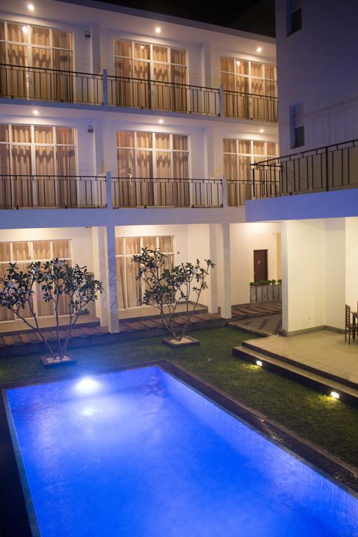 The Suite 262 Negombo Eksteriør billede